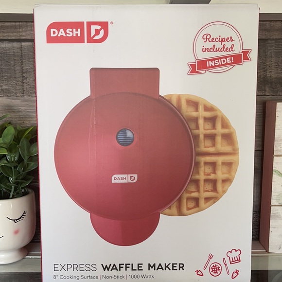 ❤️NEW!!!❤️ DASH Waffle Maker - Picture 17 of 17